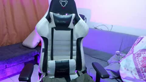 mafecito24 online show from 30, 10, 2025