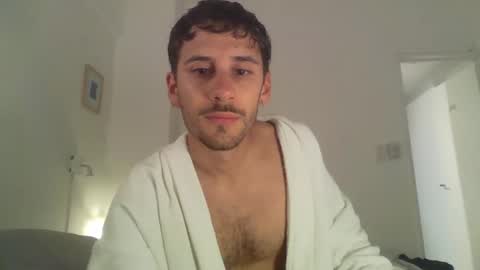 Snapshot of maggicboy29 chatting on 27, 3, 2026 maggicboy29 online show from 27, 3, 2026