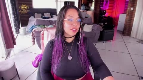 Luna online show from 26, 4, 2026