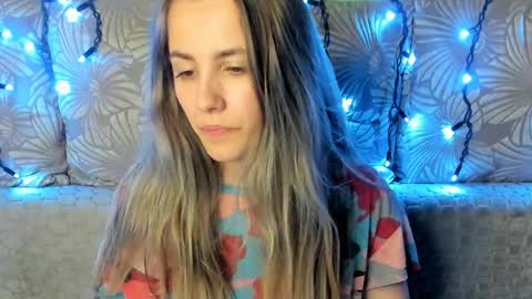 Snapshot of maggiecake chatting on 19, 4, 2026 Maggie online show from 19, 4, 2026