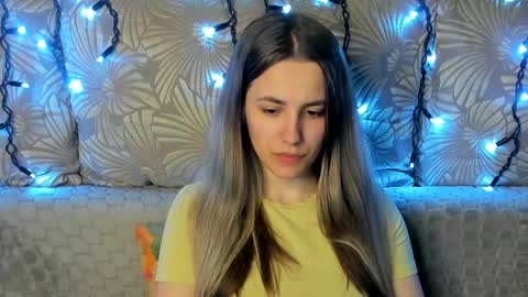 Snapshot of maggiecake chatting on 21, 4, 2026 Maggie online show from 21, 4, 2026