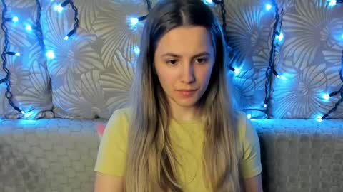 Snapshot of maggiecake chatting on 21, 4, 2026 Maggie online show from 21, 4, 2026