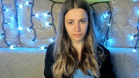 Snapshot of maggiecake chatting on 30, 4, 2026 Maggie online show from 30, 4, 2026