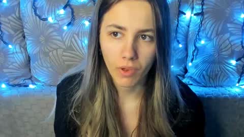 Snapshot of maggiecake chatting on 2, 5, 2026 Maggie online show from 2, 5, 2026