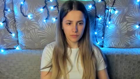 Snapshot of maggiecake chatting on 13, 5, 2026 Maggie online show from 13, 5, 2026