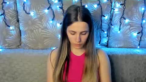 Snapshot of maggiecake chatting on 10, 6, 2026 Maggie online show from 10, 6, 2026