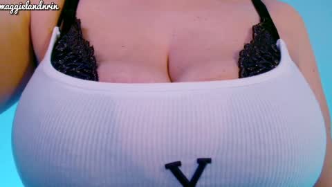 Maggie   online show from 14, 10, 2025