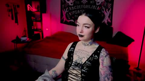 Snapshot of magic_alie chatting on 13, 5, 2026 Magic Allie online show from 13, 5, 2026
