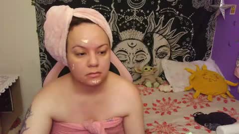 Snapshot of magic_clairewitch chatting on 4, 7, 2026 Claire online show from 4, 7, 2026