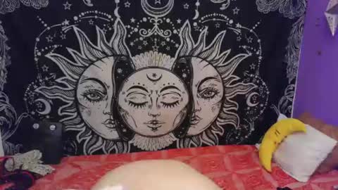 Snapshot of magic_clairewitch chatting on 8, 8, 2026 Claire online show from 8, 8, 2026