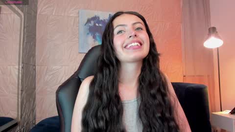 Snapshot of magic_fernanda chatting on 6, 12, 2024 Fer online show from 6, 12, 2024
