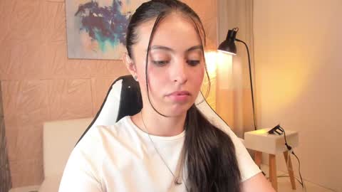 Snapshot of magic_fernanda chatting on 27, 1, 2025 Fer online show from 27, 1, 2025