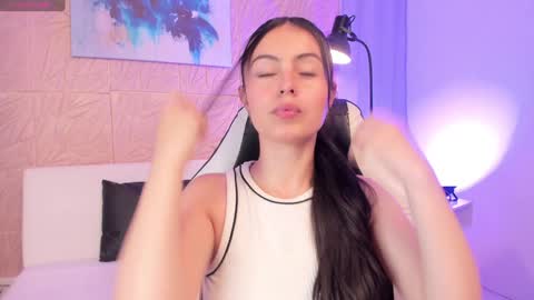 Snapshot of magic_fernanda chatting on 4, 2, 2025 Fer online show from 4, 2, 2025