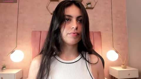 Snapshot of magic_fernanda chatting on 6, 3, 2025 Fer online show from 6, 3, 2025