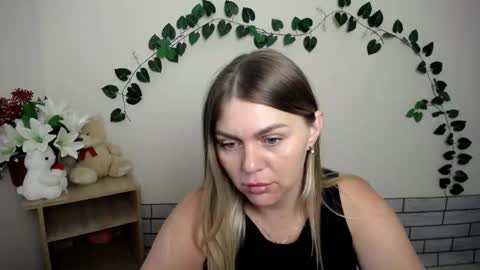 Snapshot of magic_katarina_ chatting on 12, 9, 2025 magic_katarina_ online show from 12, 9, 2025