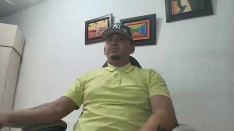 magic_milk23 online show from 28, 10, 2025