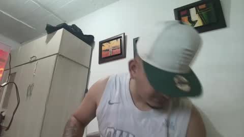 magic_milk23 online show from 6, 11, 2025