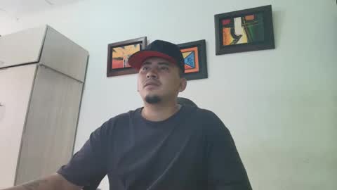 magic_milk23 online show from 18, 11, 2025