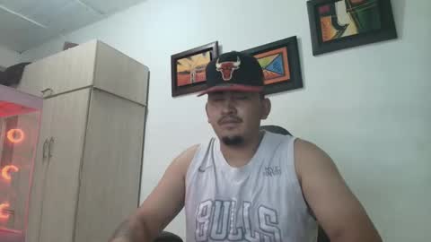 magic_milk23 online show from 22, 11, 2025