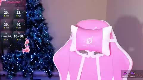 Snapshot of magicladyy chatting on 30, 12, 2024 Angel online show from 30, 12, 2024