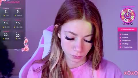 Snapshot of magicladyy chatting on 22, 2, 2025 Angel online show from 22, 2, 2025