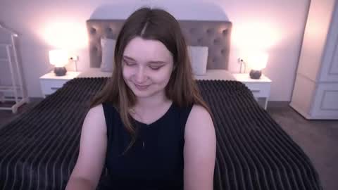 Snapshot of magicpeachhs chatting on 30, 5, 2026 Emily online show from 30, 5, 2026