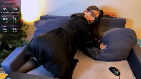 Jade online show from 24, 10, 2025