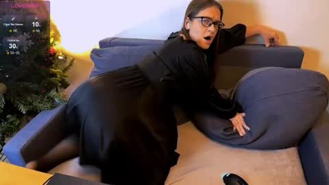 Jade online show from 25, 11, 2025