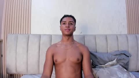 Snapshot of magnusking_ chatting on 25, 5, 2026 Magnus King online show from 25, 5, 2026