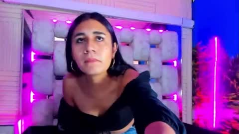 mahiara hot online show from 19, 5, 2026
