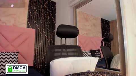 maia__bianchi online show from 8, 1, 2026