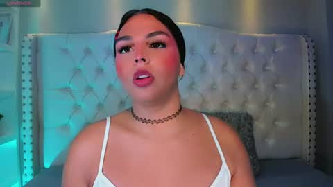 Snapshot of maia_hotts chatting on 26, 6, 2026 CamiiGarcia online show from 26, 6, 2026
