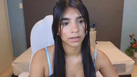 Snapshot of maiaa_ruiz chatting on 15, 12, 2024 Maiaa Ruiz online show from 15, 12, 2024