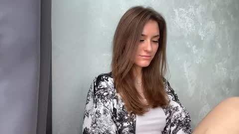 Snapshot of maiabarthe chatting on 9, 5, 2026 M I A online show from 9, 5, 2026