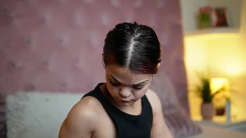  Maia  online show from 28, 2, 2026