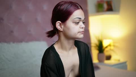  Maia  online show from 26, 3, 2026