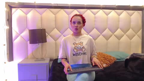 Snapshot of maiapark chatting on 9, 2, 2025 Maia online show from 9, 2, 2025