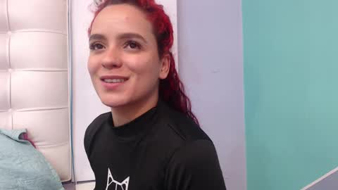 Snapshot of maiapark chatting on 21, 2, 2025 Maia online show from 21, 2, 2025