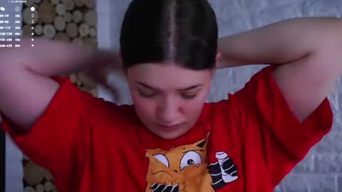 Lucy online show from 25, 6, 2026