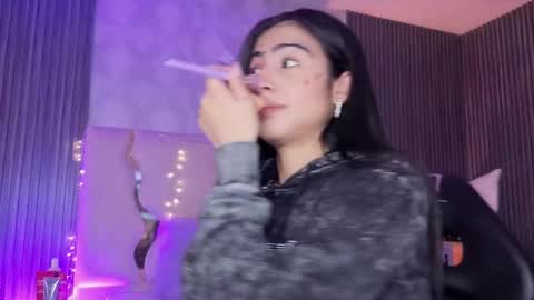 maiily_tay online show from 14, 1, 2026