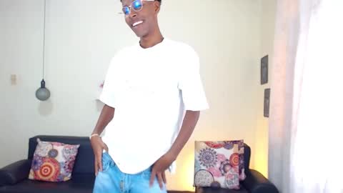 Snapshot of maiki18 chatting on 25, 1, 2025 I am Maik online show from 25, 1, 2025