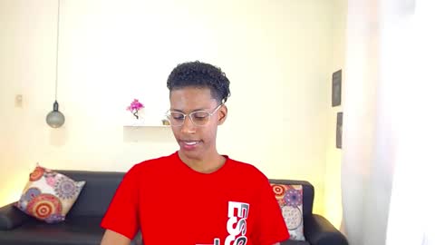 Snapshot of maiki18 chatting on 21, 2, 2025 I am Maik online show from 21, 2, 2025