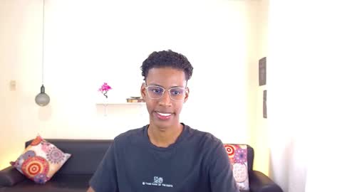 Snapshot of maiki18 chatting on 27, 2, 2025 I am Maik online show from 27, 2, 2025