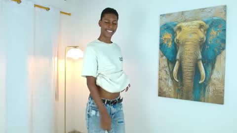 Snapshot of maiki18 chatting on 29, 9, 2025 I am Maik online show from 29, 9, 2025
