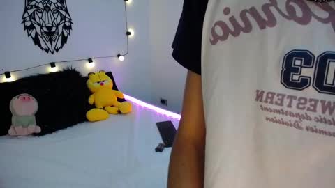 Snapshot of maiky_cooper chatting on 19, 2, 2025 Maiky Cooper online show from 19, 2, 2025