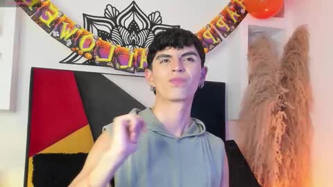 Maiky Cooper online show from 26, 10, 2025