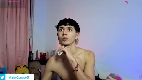 maiky_cooper01 online show from 1, 4, 2026