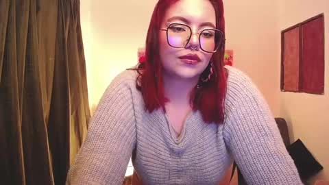 Snapshot of maily_888 chatting on 10, 12, 2024 maily online show from 10, 12, 2024