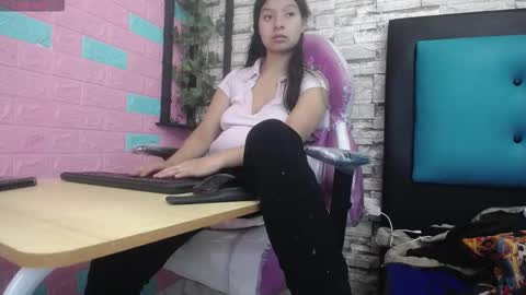  MAILY CAN  online show from 28, 11, 2025