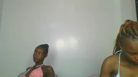 maira luv1 online show from 12, 1, 2026